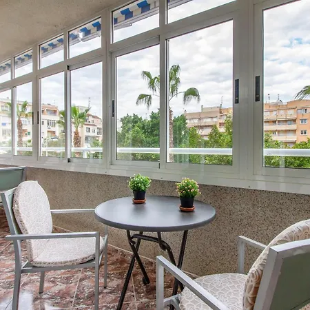 2 Bedroom Lovely In Apartment